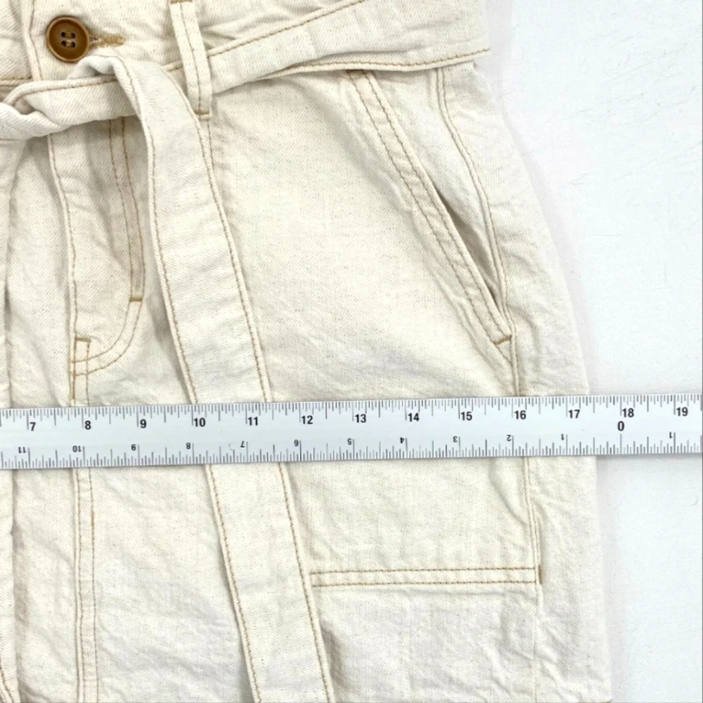 Free People Splendor in the Grass Paper Bag Waist Denim MiniSkirt Cream Sz 2 NEW - Picture 10 of 15